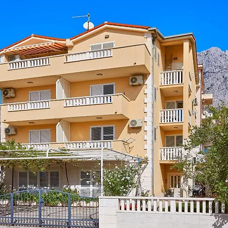 Ivica Apartment Makarska
