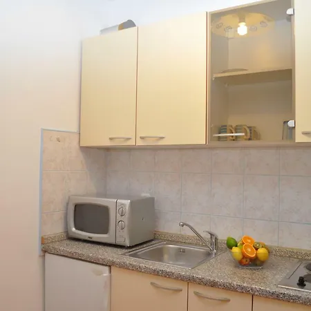 Ivica Apartment Makarska