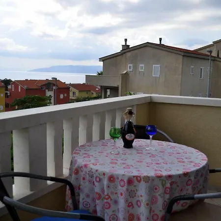 Ivica Apartment *