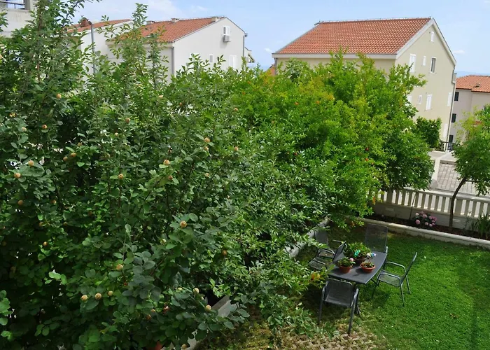 伊维卡公寓 马卡尔斯卡