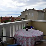 Ivica Apartment *